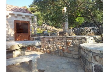 Croaţia Chata Korčula, Exteriorul