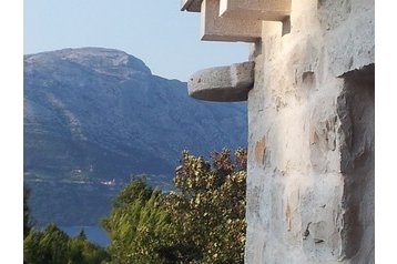 Hrvatska Chata Korčula, Eksterijer