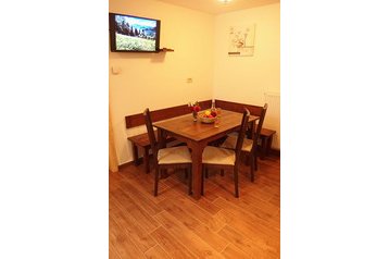 Szlovénia Privát Cerkno, Exteriőr