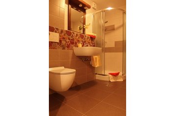 Szlovénia Privát Cerkno, Exteriőr