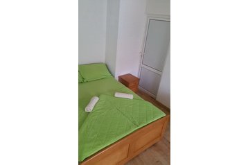 Apartma Buljarica 3