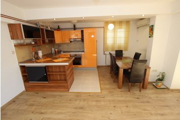 Apartma Buljarica 3