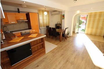 Apartma Buljarica 3