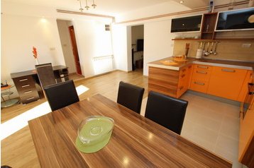 Apartma Buljarica 3