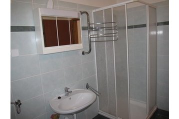 Horvaatia Privát Vir, Eksterjöör