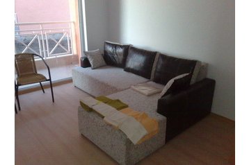 Bulgaaria Byt Tankovo, Eksterjöör