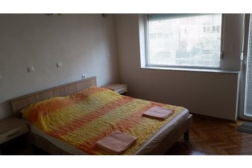 Macedonia Byt Ohrid, Esterno