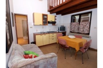 Croacia Byt Rovinj, Exterior