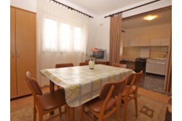 Croatie Byt Poreč, Extérieur