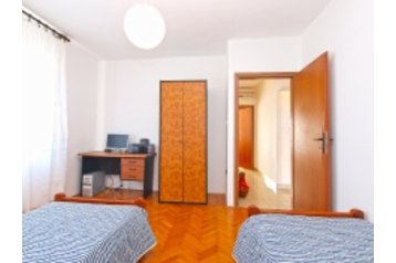 Croaţia Byt Fažana, Exteriorul