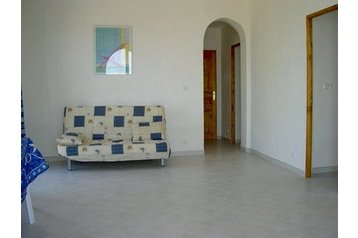 Italia Byt Vieste, Esterno