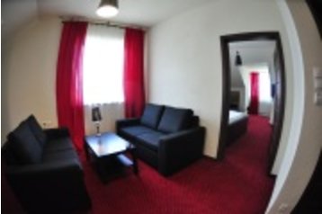 Полша Hotel Międzychód, Екстериор