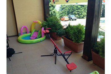 Slovacia Penzión Králiky, Exteriorul