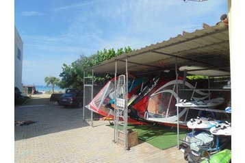 Kreeka Privát Vasiliki, Eksterjöör