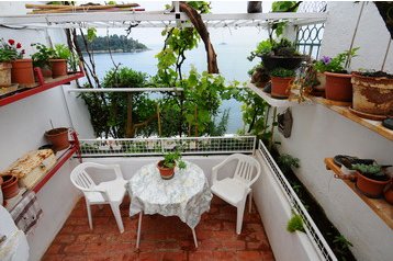 Hrvatska Byt Rovinj, Eksterijer