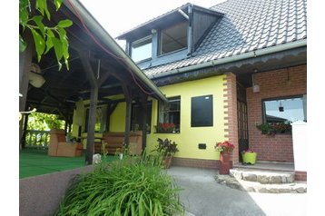 Eslovaquia Byt Hriňová, Exterior