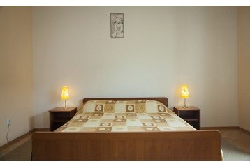 Kroatia Privát Podstrana, Eksteriør