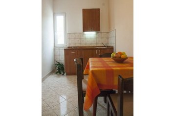 Kroatia Privát Podstrana, Eksteriør