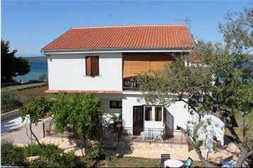 Chorvatsko Byt Pašman, Exteriér
