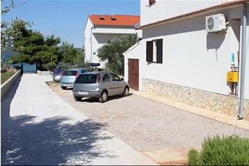 Chorvatsko Byt Pašman, Exteriér