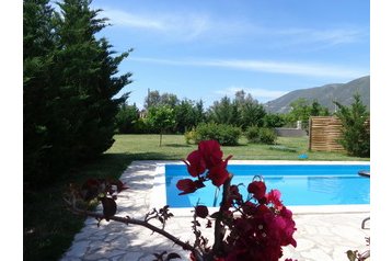 Řecko Chata Lefkada, Exteriér