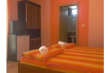 Makedonia Privát Peshtani, Eksteriør