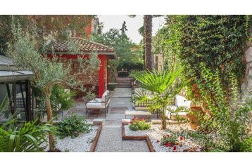 Хърватска Hotel Rovinj, Екстериор