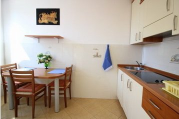 Croazia Byt Novigrad, Esterno