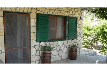 Chorvatsko Chata Maslinica, Exteriér