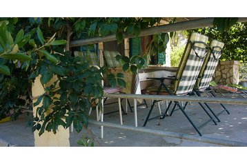 Chorvatsko Chata Maslinica, Exteriér