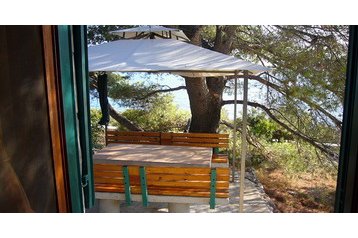 Chorvatsko Chata Maslinica, Exteriér