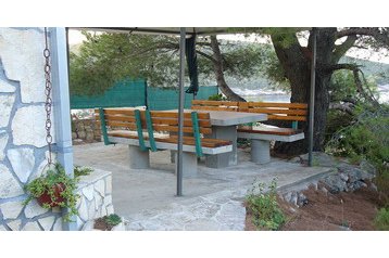 Kroatië Chata Maslinica, Exterieur