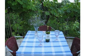 Kroatija Byt Valun, Eksterjeras