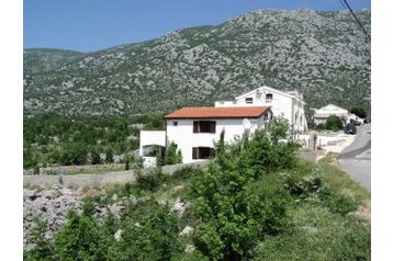 Chorvatsko Privát Cesarica, Exteriér