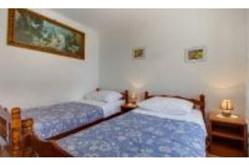 Kroatia Chata Martinšćica, Eksteriør