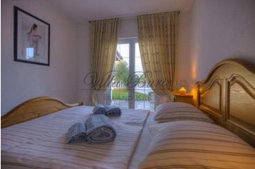 Kroatia Privát Čižići, Eksteriør