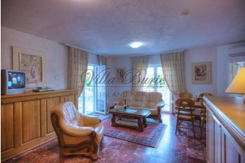 Kroatia Privát Čižići, Eksteriør