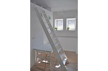 Kroatia Privát Solin, Eksteriør