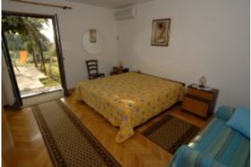 Chorvátsko Privát Zambratija, Exteriér