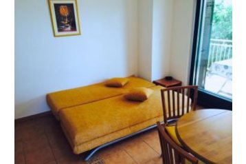 Chorvatsko Privát Lovrečica, Exteriér