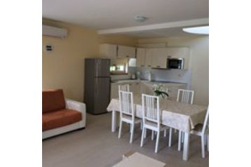 Croatie Byt Lovrečica, Extérieur