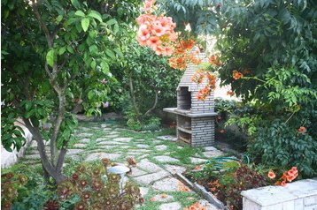 Chorvatsko Privát Lovište, Exteriér