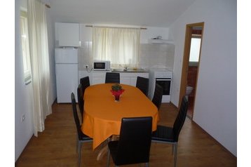 Chorvátsko Privát Brseč, Exteriér