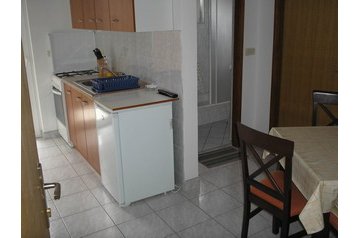 Chorvatsko Privát Metajna, Exteriér