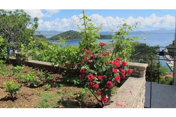 Chorvátsko Privát Sobra, Exteriér