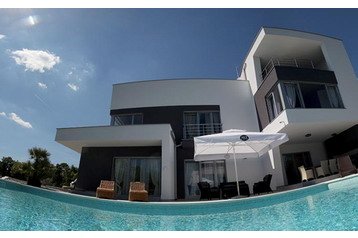 Kroatië Chata Krnica, Exterieur