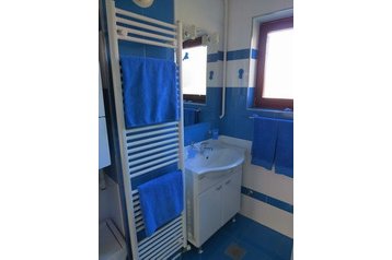 Croazia Byt Samobor, Esterno