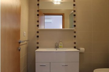 Kroatia Privát Skradin, Eksteriør