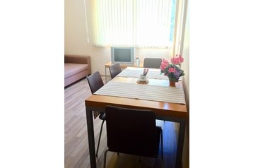 Bułgaria Byt Obzor, Zewnątrz