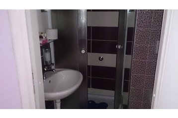 Kroatia Privát Krapina, Eksteriør